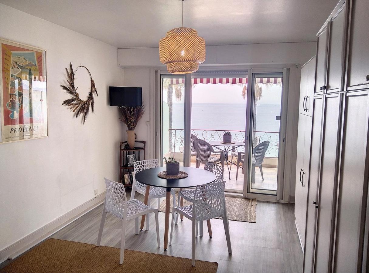 Constellation Apartment Жуан-Ле-Пин Екстериор снимка