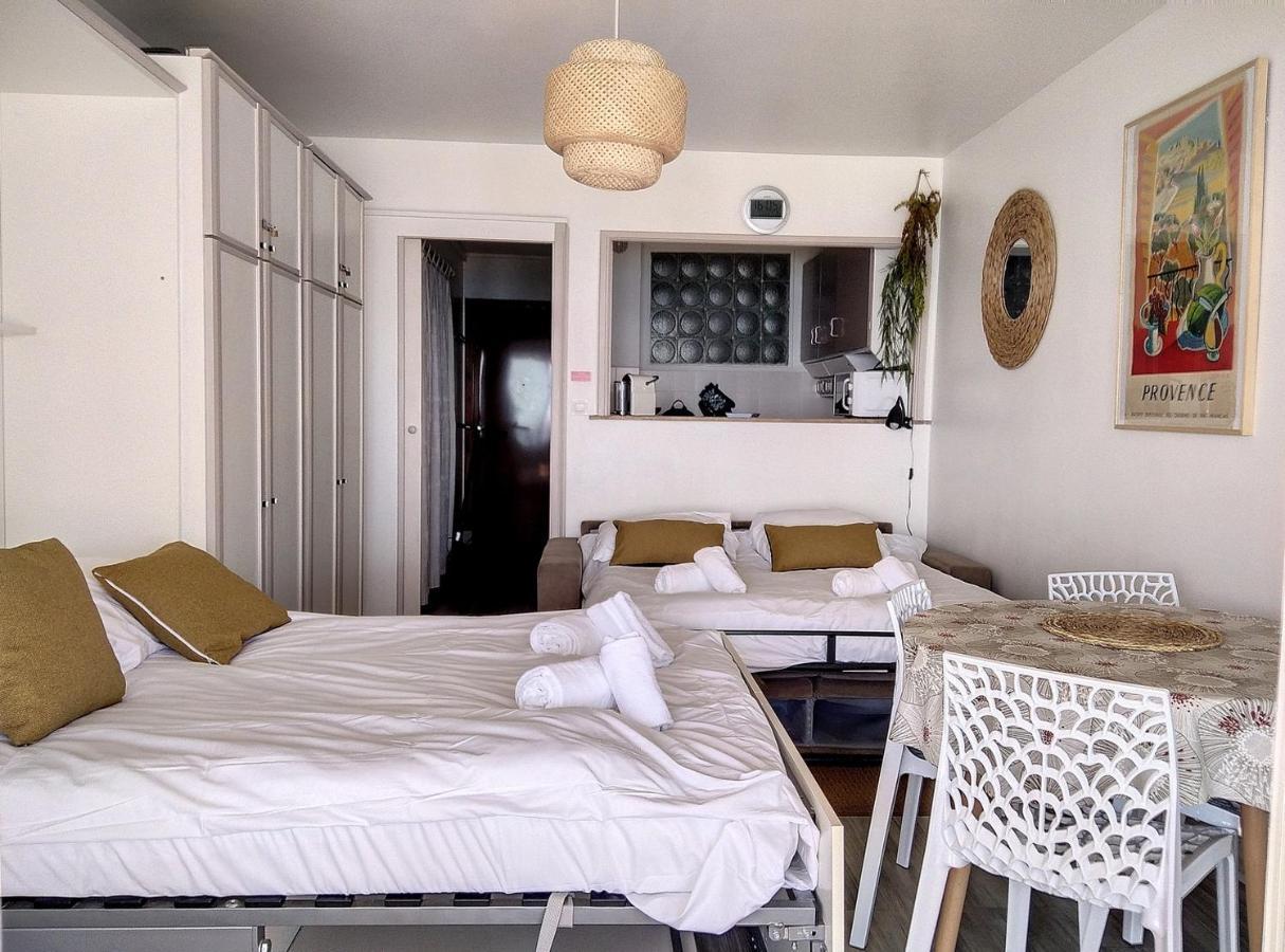 Constellation Apartment Жуан-Ле-Пин Екстериор снимка